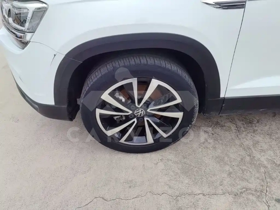 Volkswagen Tharu