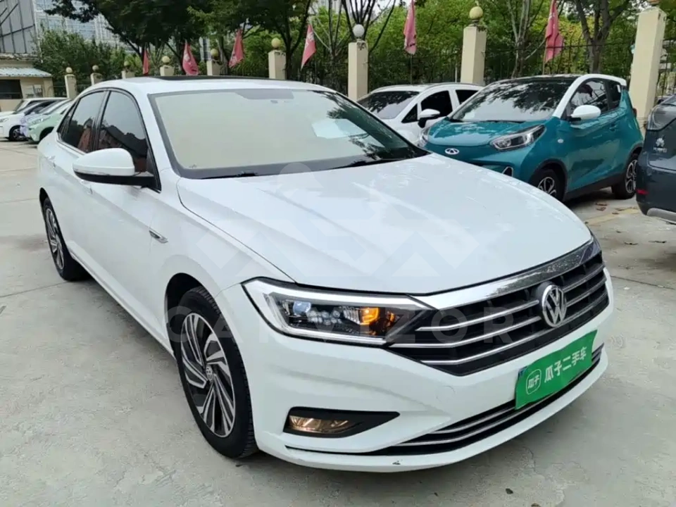Volkswagen Sagitar