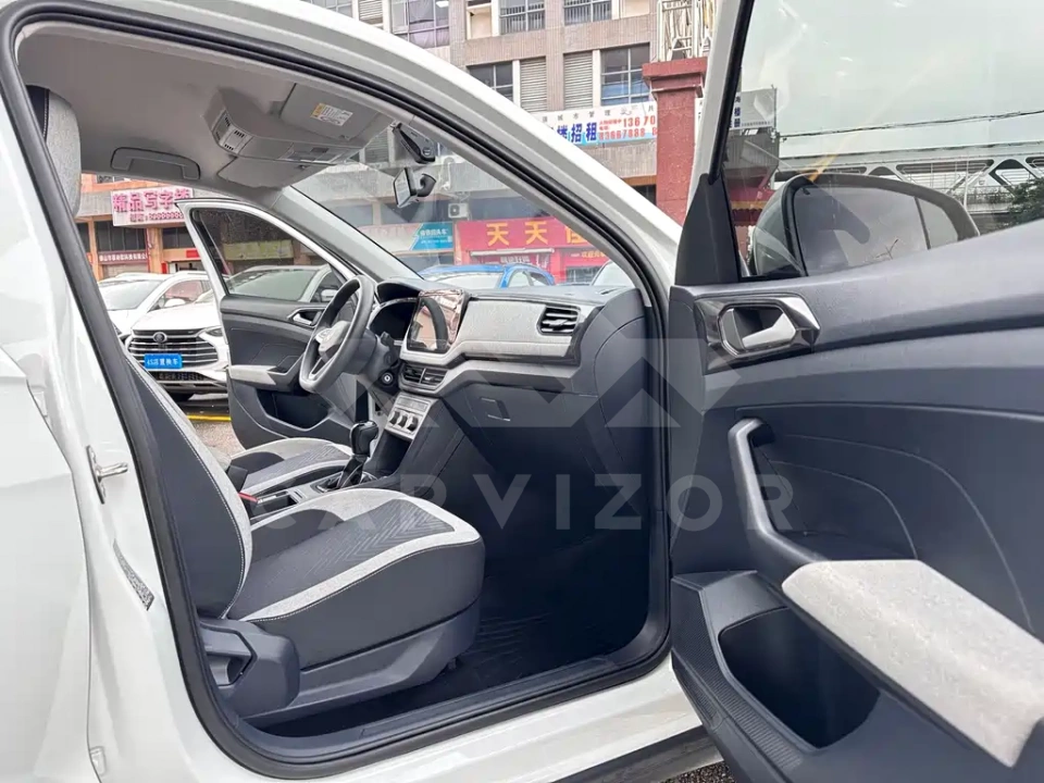 Volkswagen Tharu