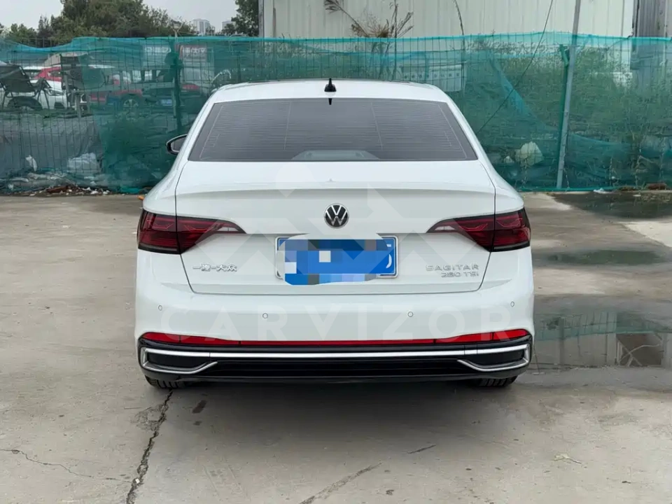 Volkswagen Sagitar