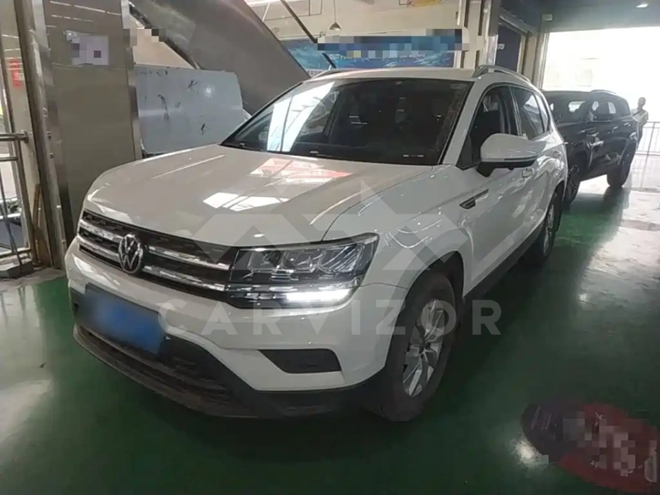 Volkswagen Tharu