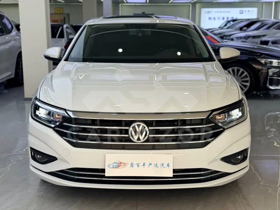 Volkswagen Sagitar