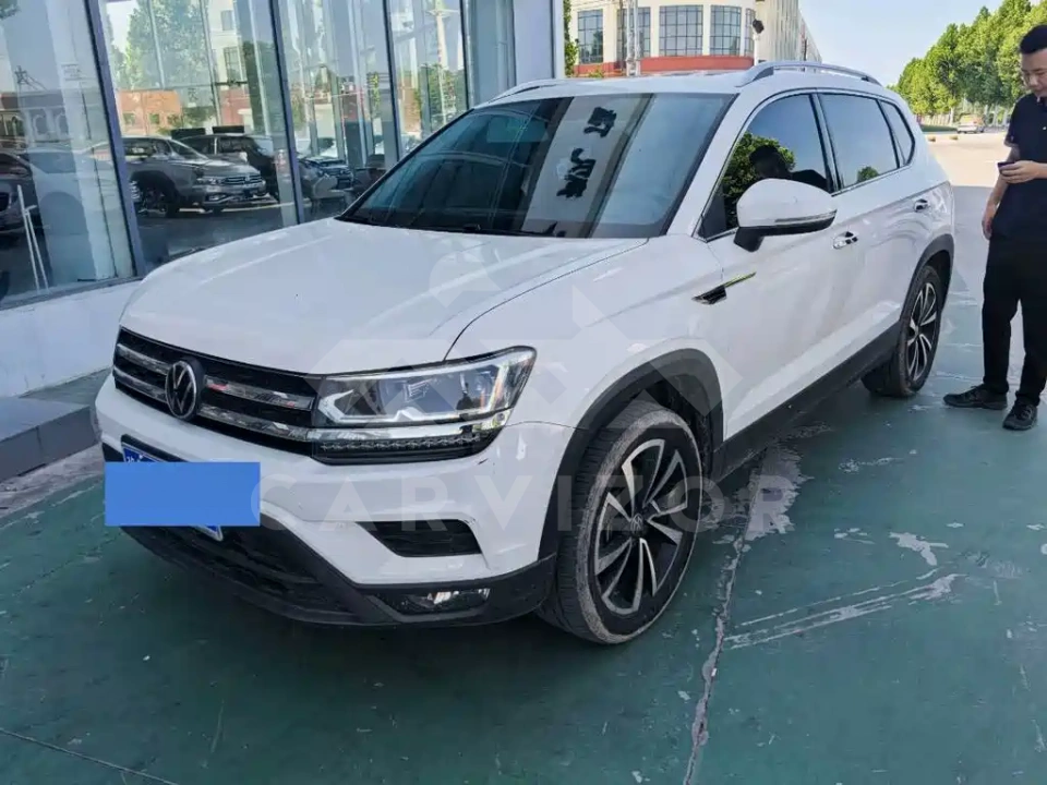 Volkswagen Tharu