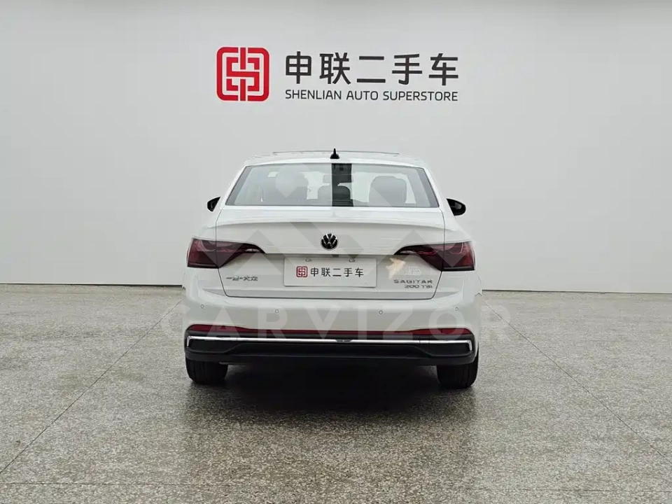 Volkswagen Sagitar