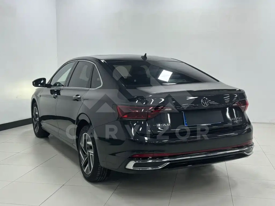 Volkswagen Sagitar
