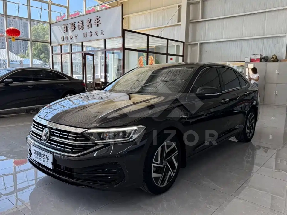 Volkswagen Sagitar