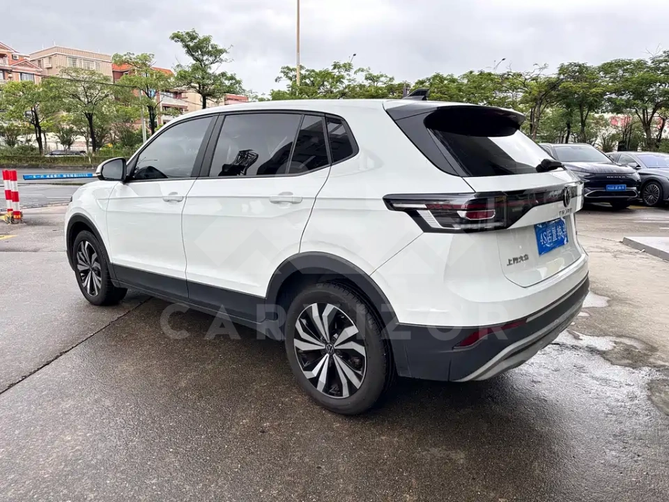 Volkswagen Tharu