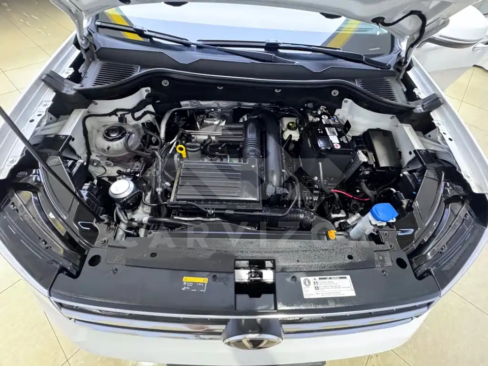 Volkswagen Tharu