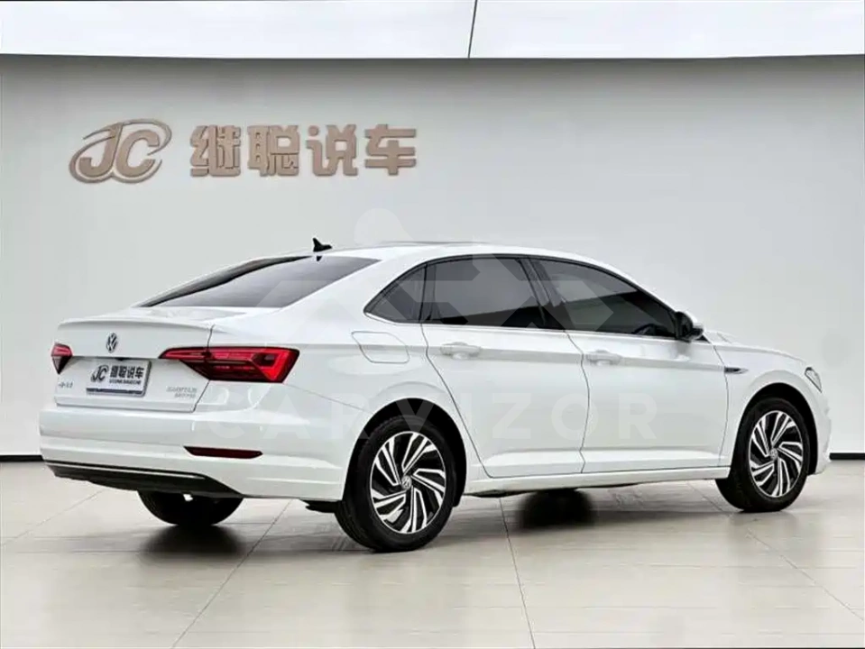 Volkswagen Sagitar