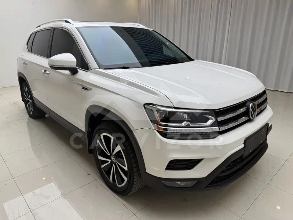 Volkswagen Tharu