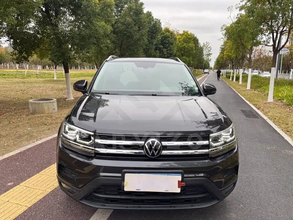 Volkswagen Tharu
