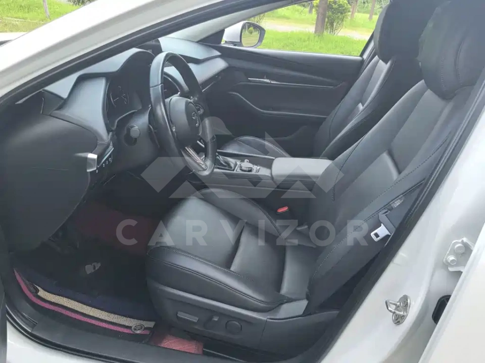 Mazda 3 Axela