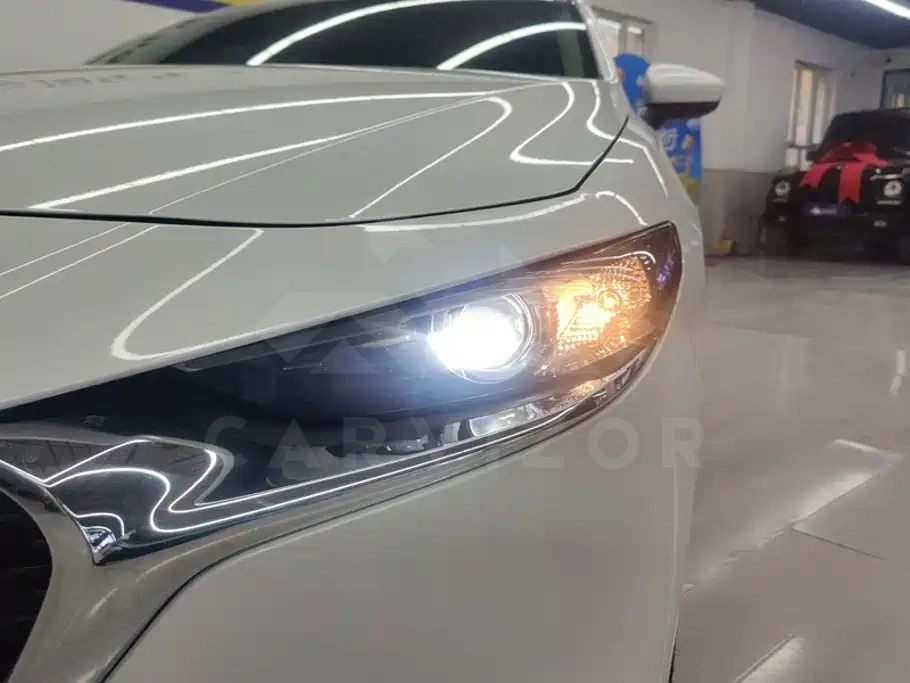 Mazda 3 Axela