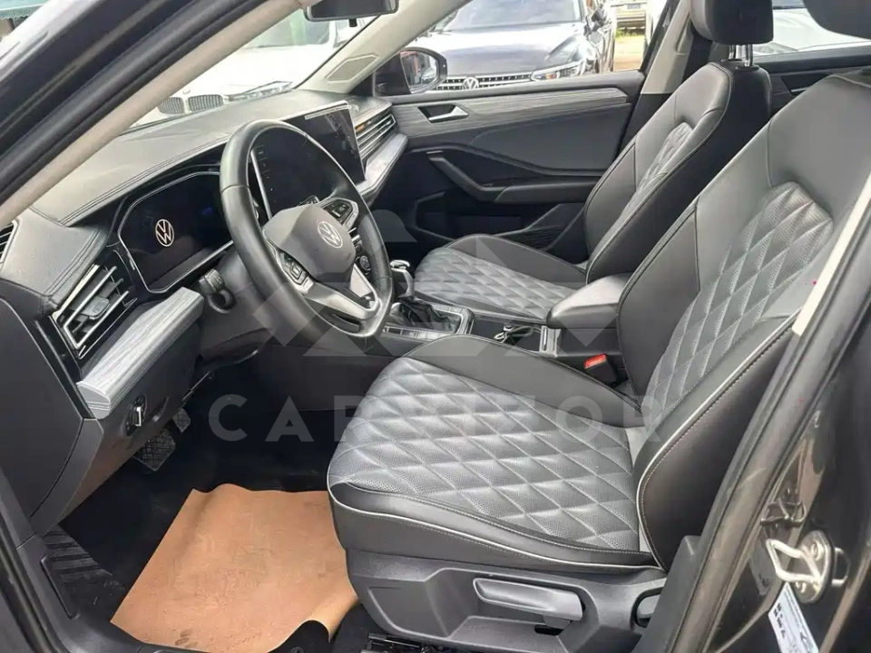 Volkswagen Sagitar
