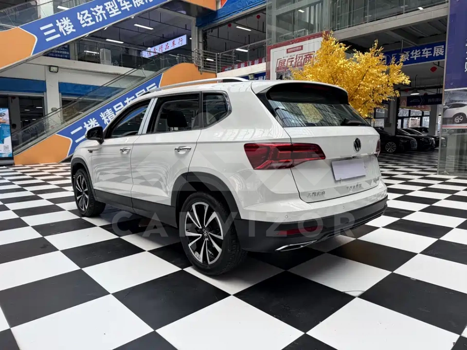 Volkswagen Tharu