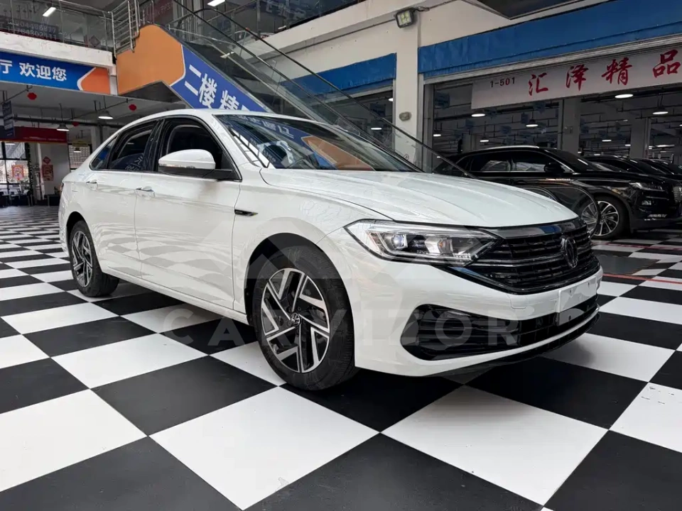 Volkswagen Sagitar