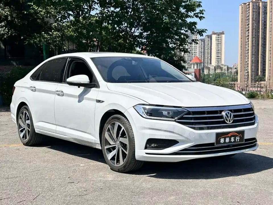 Volkswagen Sagitar