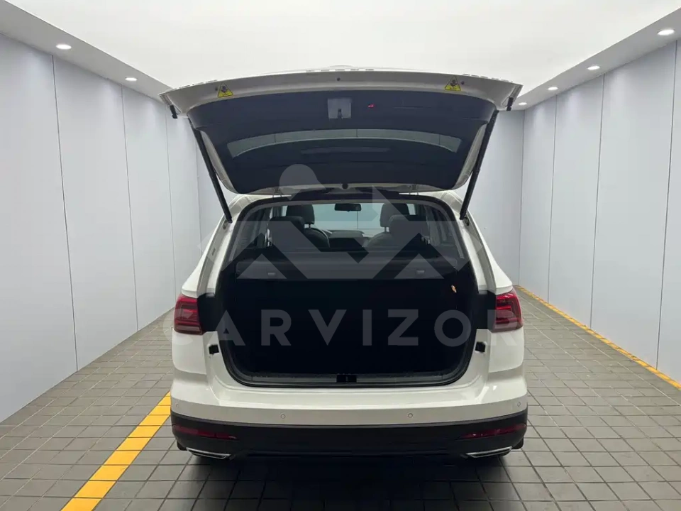 Volkswagen Tharu