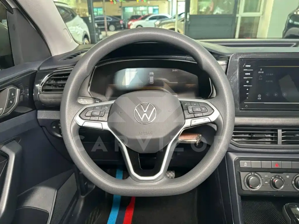 Volkswagen Tharu