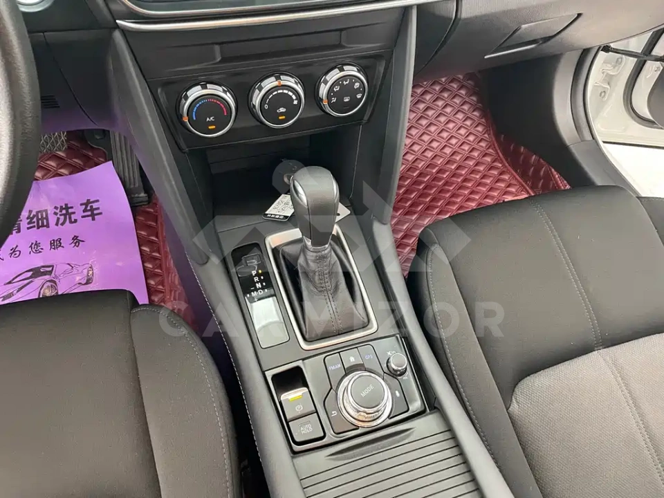 Mazda CX-4