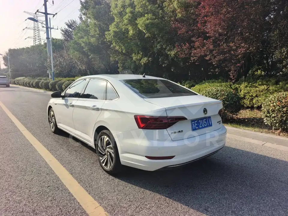 Volkswagen Sagitar