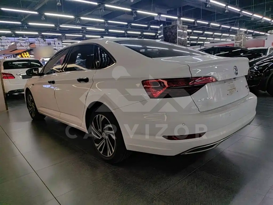 Volkswagen Sagitar