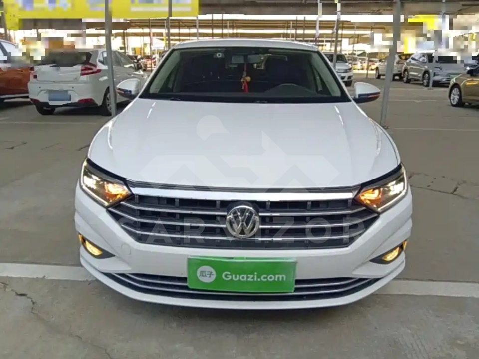 Volkswagen Sagitar