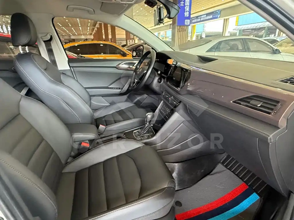 Volkswagen Tharu