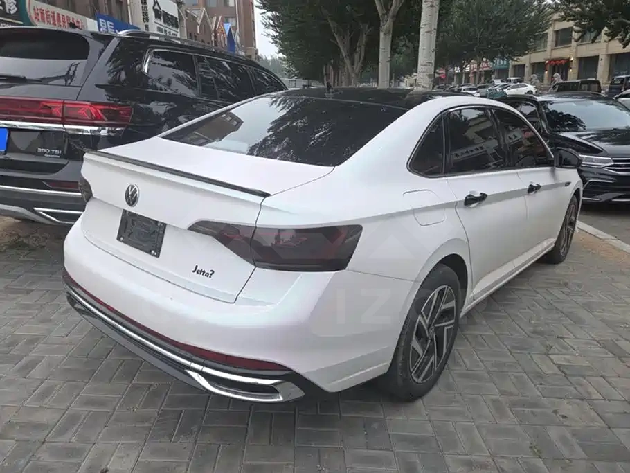 Volkswagen Sagitar