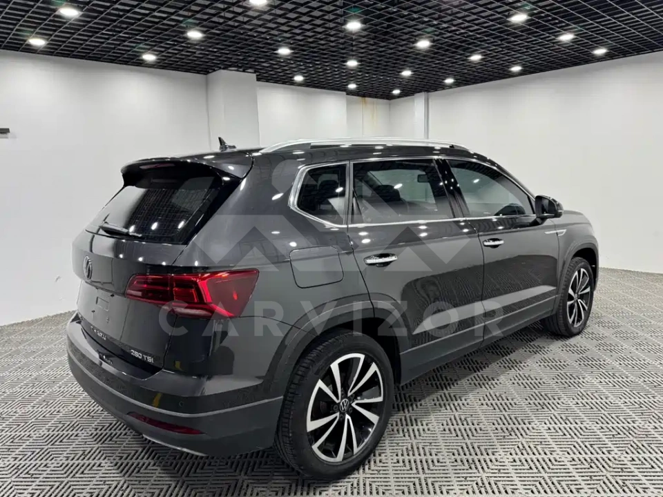 Volkswagen Tharu