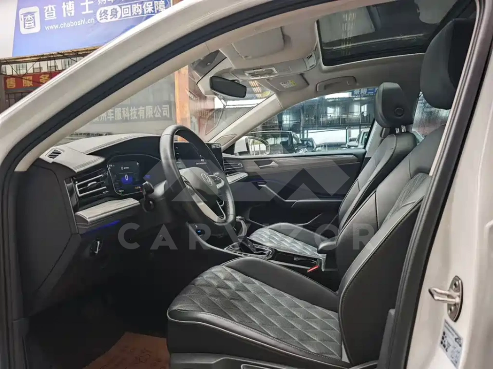 Volkswagen Sagitar