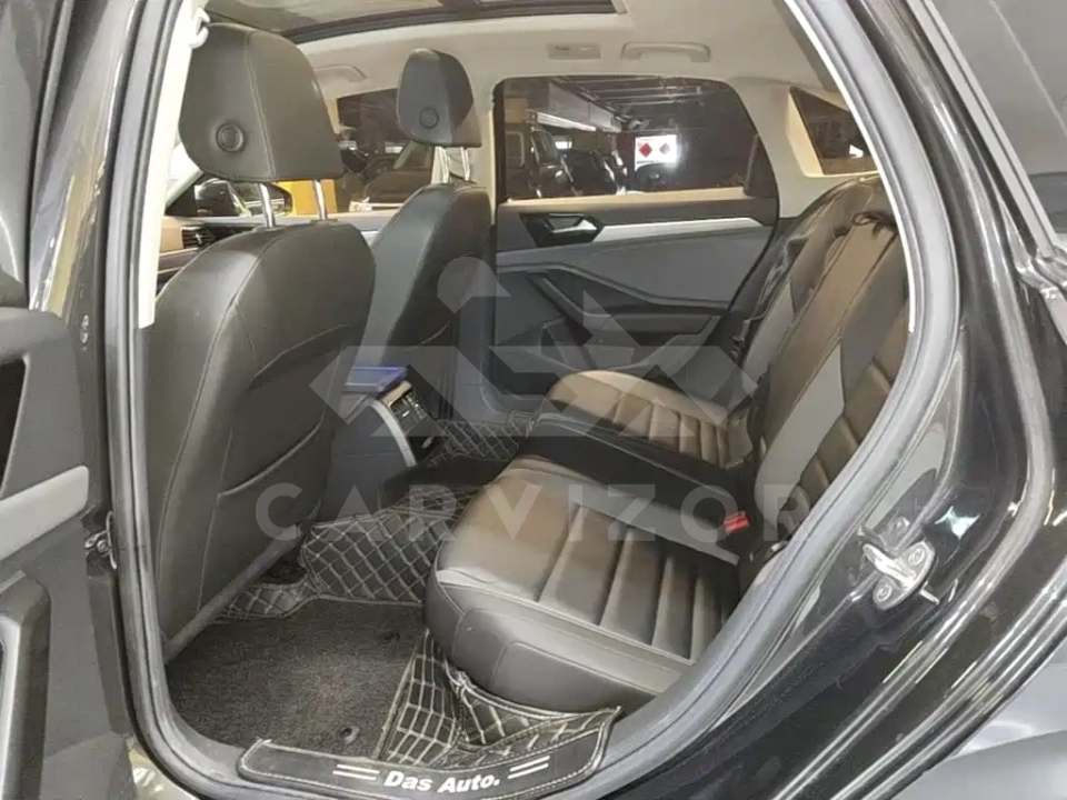 Volkswagen Sagitar