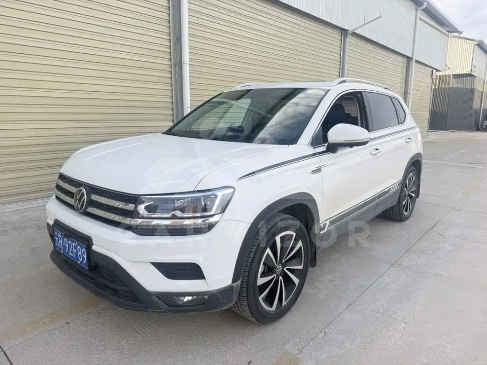 Volkswagen Tharu