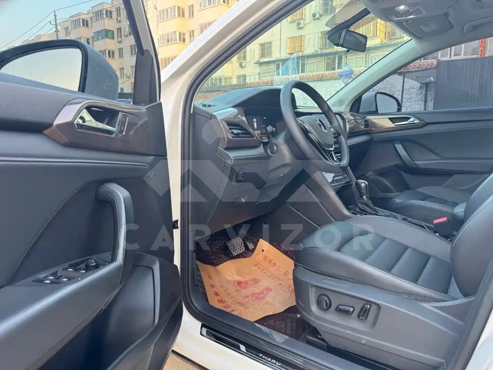 Volkswagen Tharu