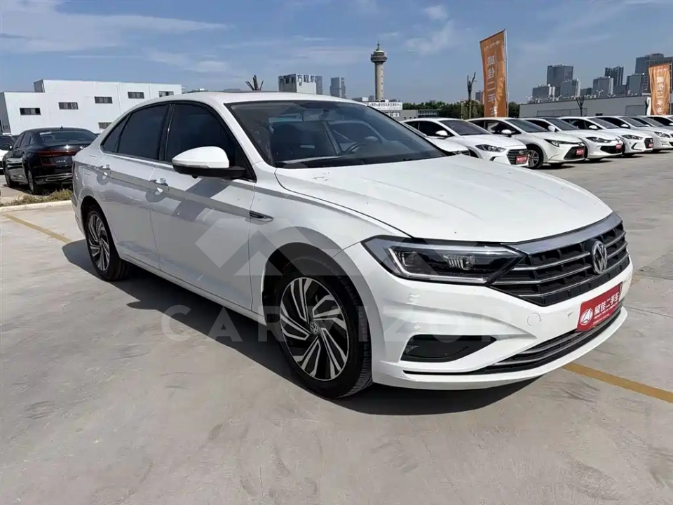 Volkswagen Sagitar