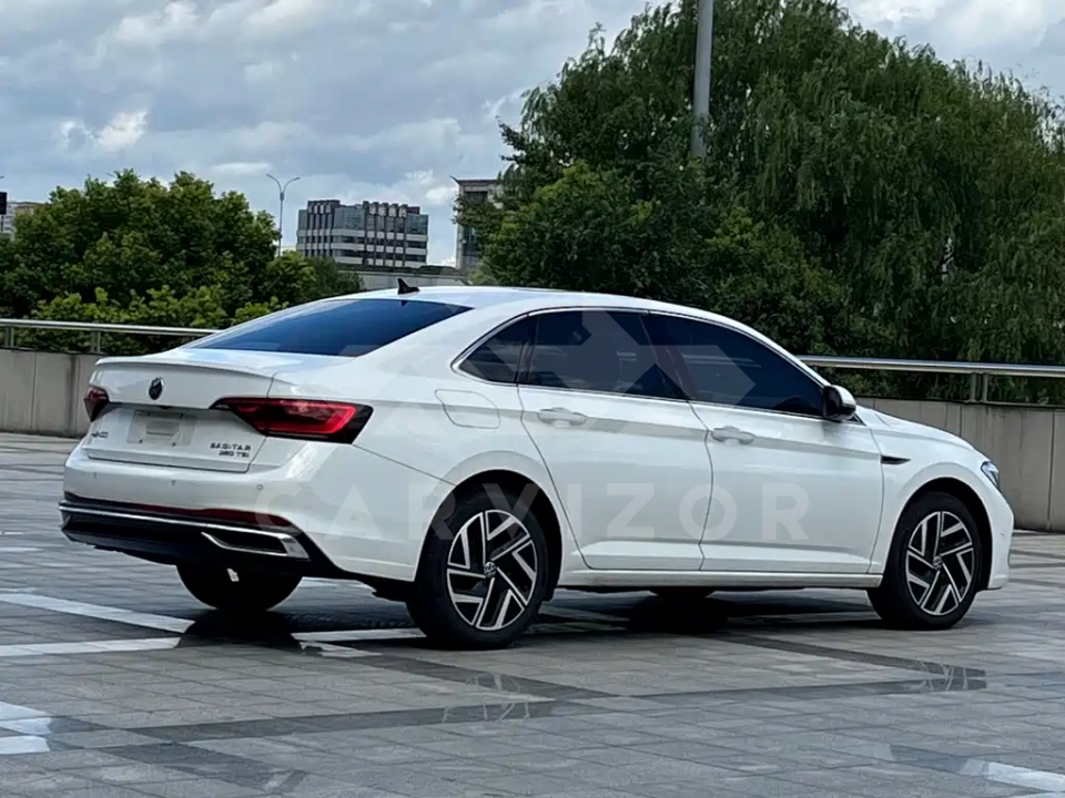 Volkswagen Sagitar