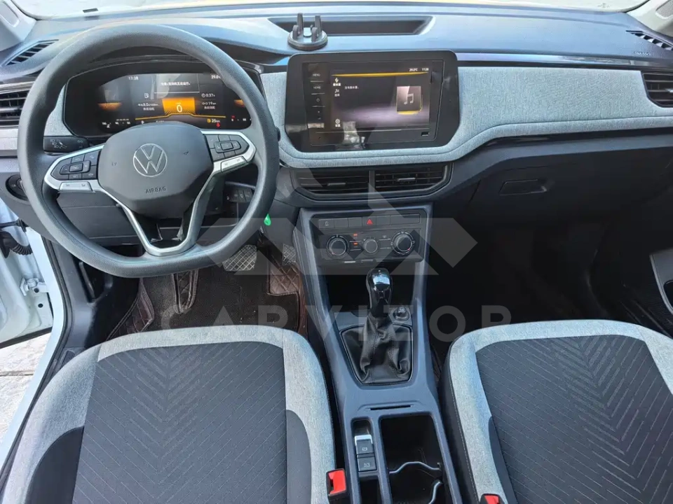 Volkswagen Tharu