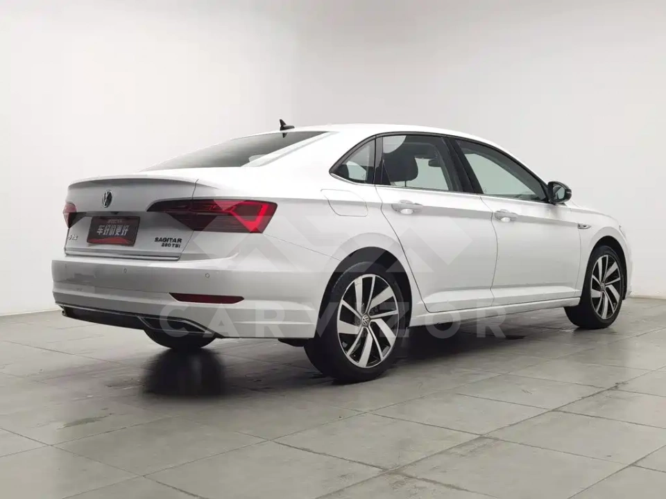 Volkswagen Sagitar