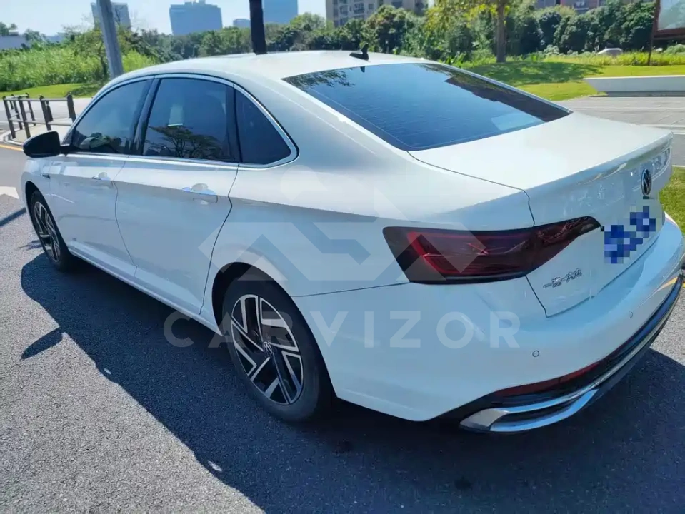 Volkswagen Sagitar