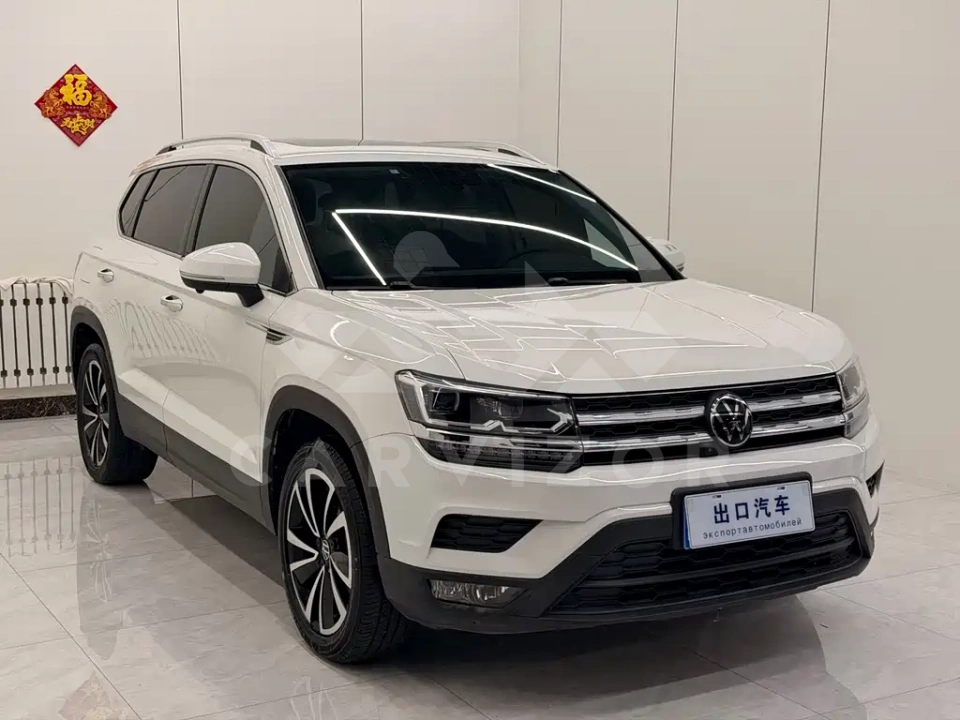 Volkswagen Tharu