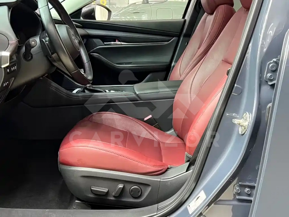 Mazda 3 Axela