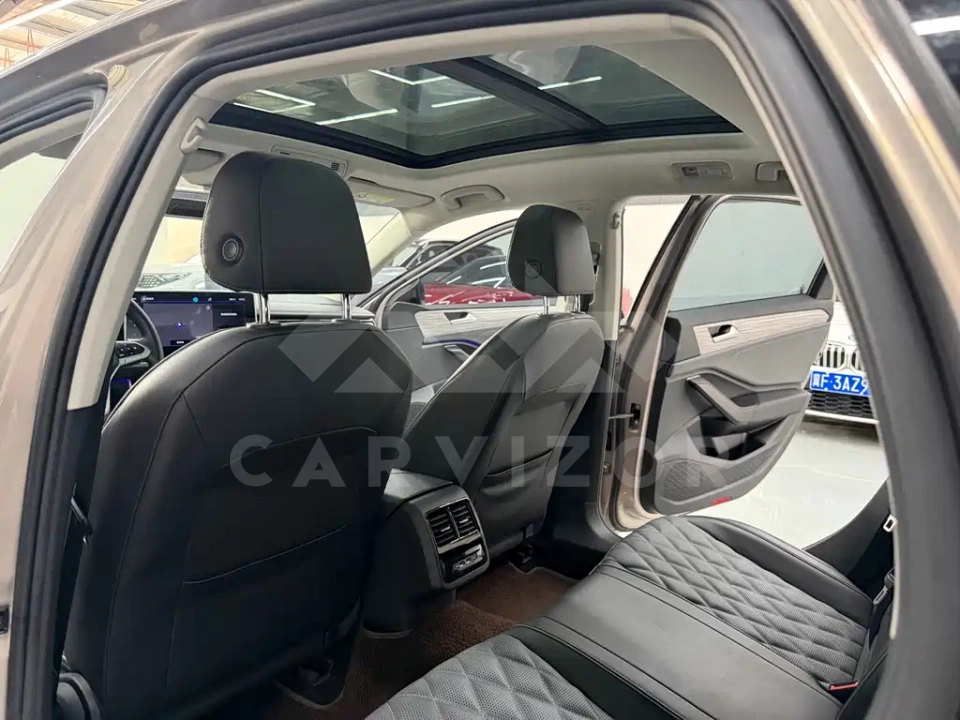 Volkswagen Sagitar