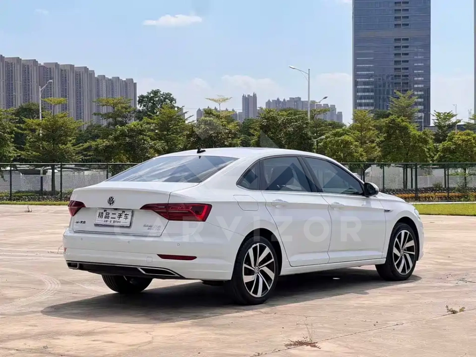 Volkswagen Sagitar