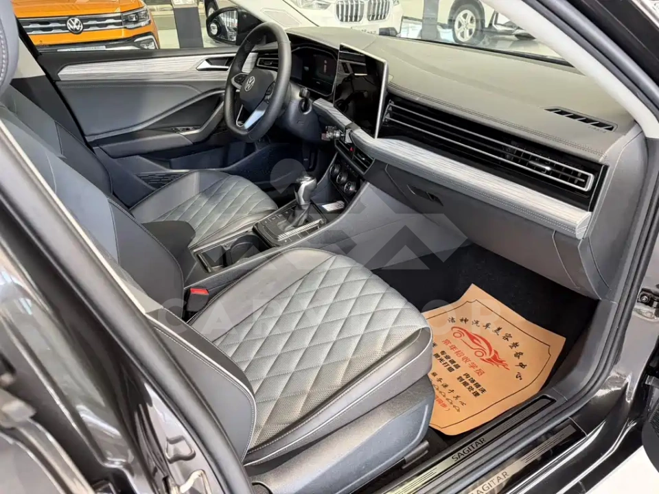 Volkswagen Sagitar