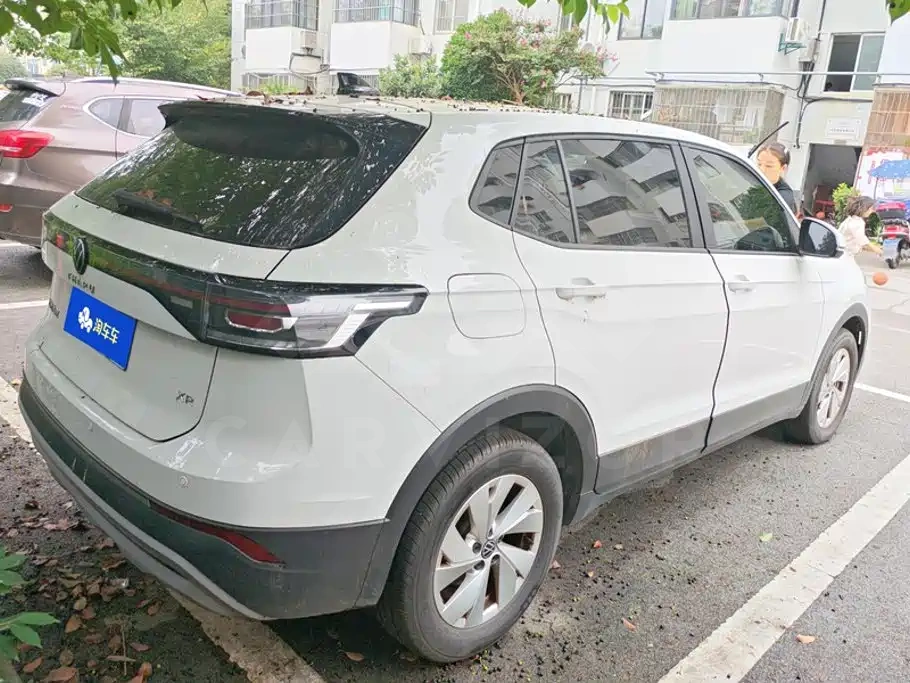 Volkswagen Tharu