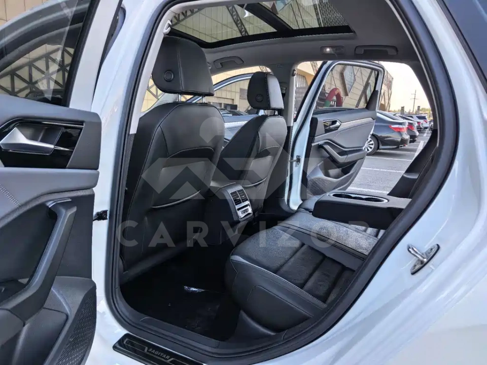 Volkswagen Sagitar
