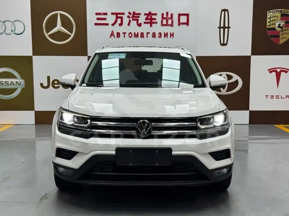 Volkswagen Tharu