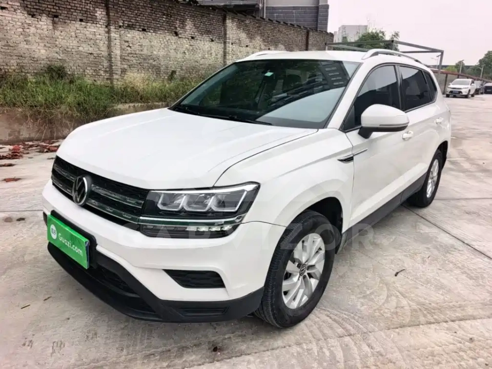 Volkswagen Tharu