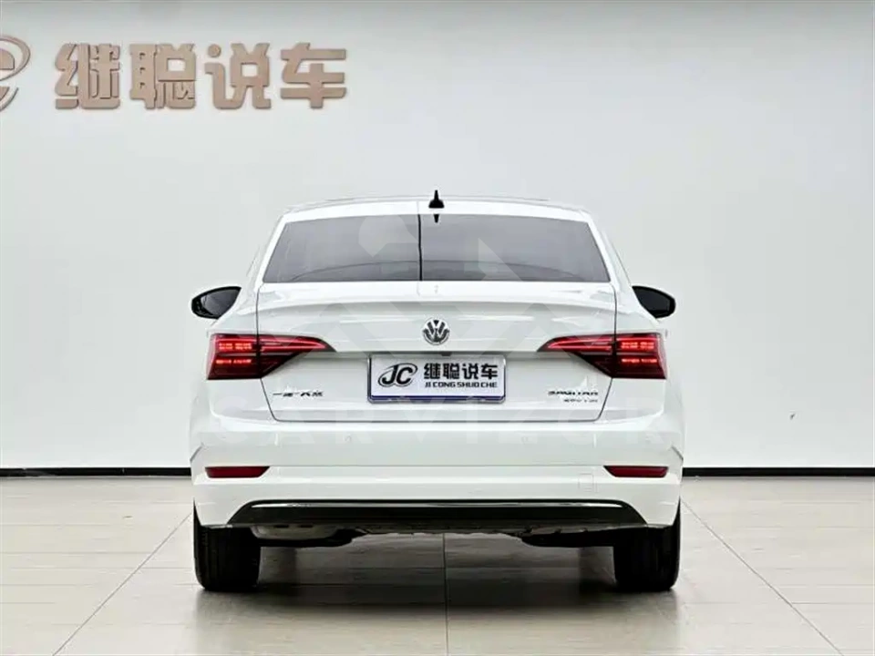 Volkswagen Sagitar
