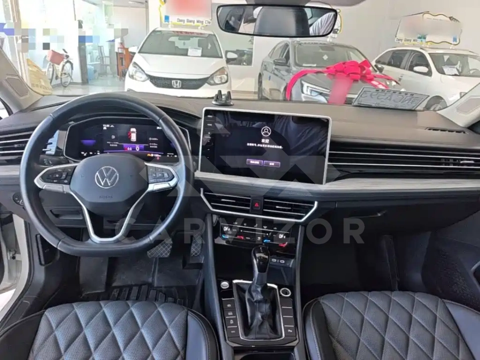 Volkswagen Sagitar